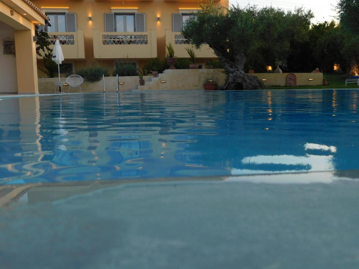 Orea Superior Rooms Kypseli Exterior foto