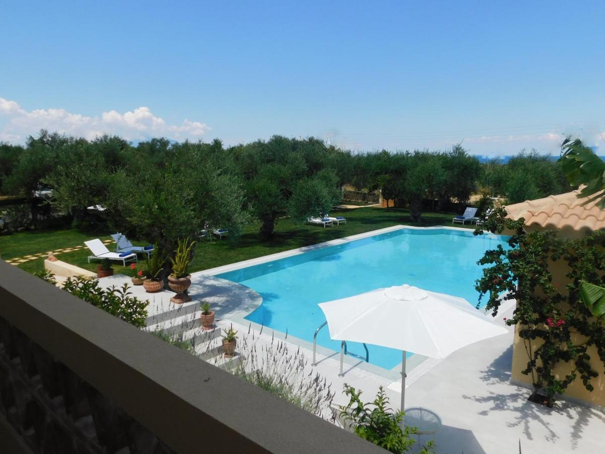 Orea Superior Rooms Kypseli Exterior foto