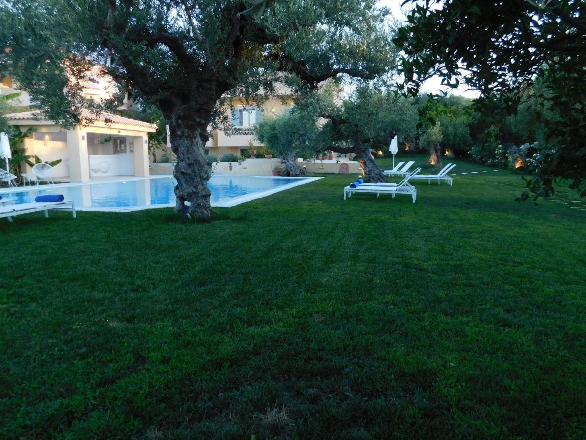 Orea Superior Rooms Kypseli Exterior foto
